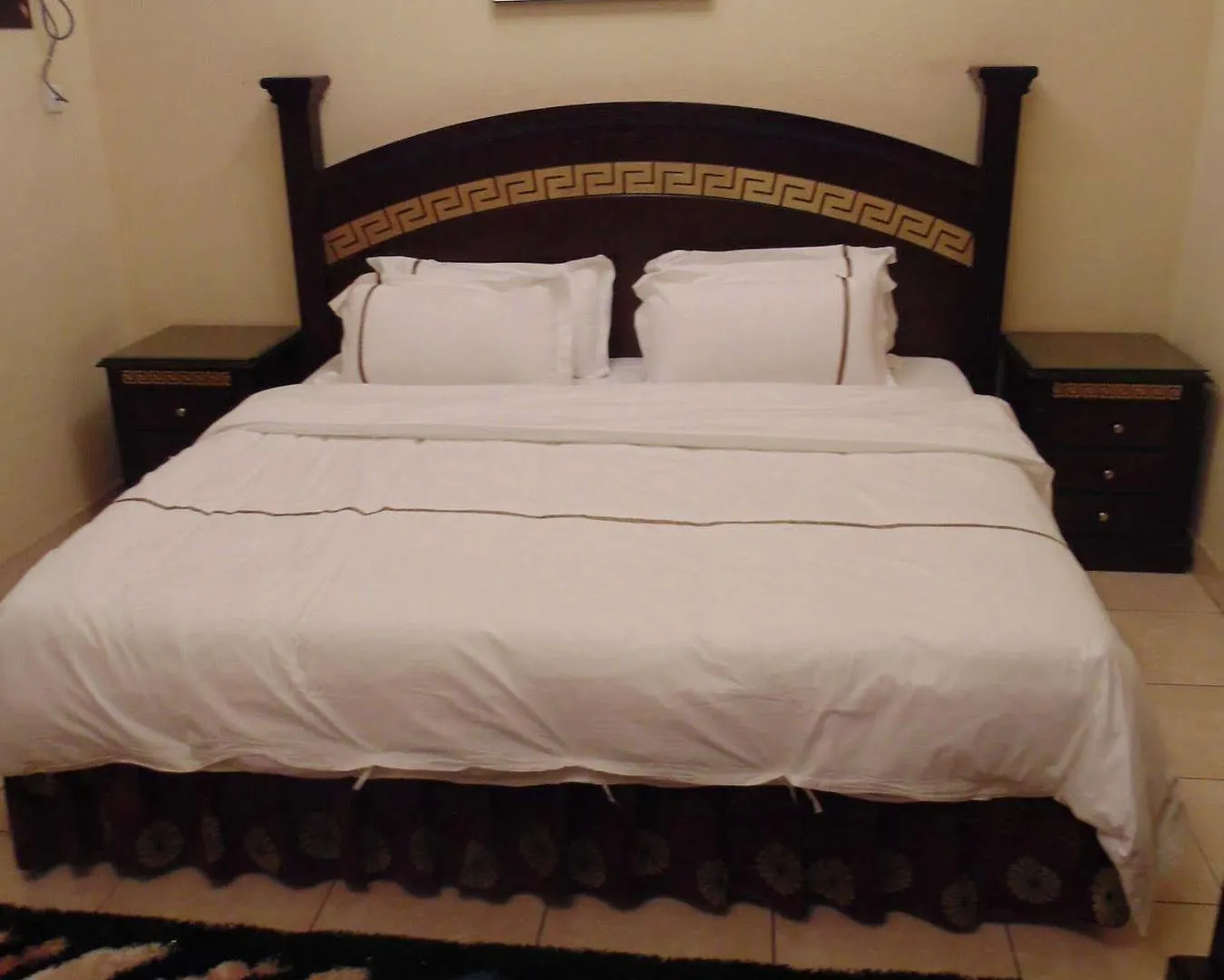 Aparthotel قصر اليمامة للاجنحة الفندقية-فرع غرناطة